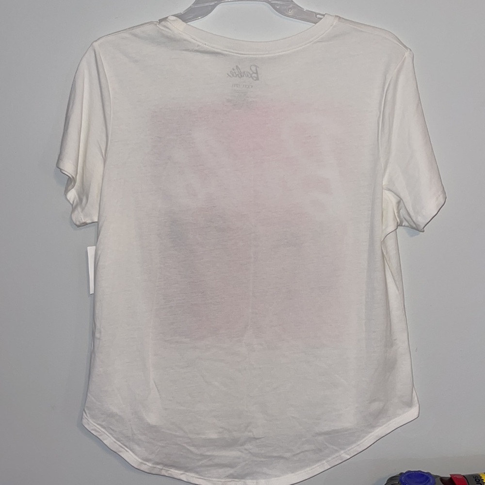 NWT Barbie White And Pink T-Shirt Size Juniors XXXL (19) - Picture 3 of 4
